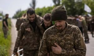 Tù binh Nga bị đưa trở lại mặt trận chỉ sau một tháng được trao đổi