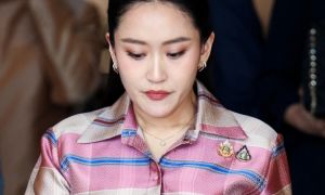 Bà Paetongtarn bị điều tra sau cuộc gọi với ông Hun Sen