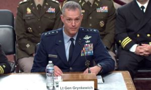 Trump và nước cờ NATO: Một cuộc chơi đầy toan tính