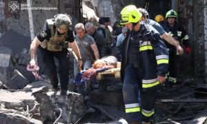 Ukraine: Nga tấn công tên lửa đạn đạo vào Dnipro, bắn trúng tàu hỏa, ít nhất 9...