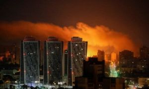 Quân xâm lược Nga gia tăng tấn công dữ dội, tàn phá Ukraine