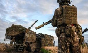 Ukraine đáp trả bằng loạt tấn công bằng máy bay không người lái vào sâu trong...