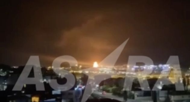 Máy bay không người lái Ukraine tấn công kho dầu Lukoil gần Sochi, gây cháy lớn
