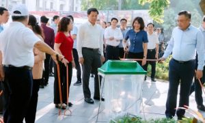 Bây giờ là năm 2025, thế kỷ 21 rồi, trò mị dân rẻ tiền không còn tác dụng