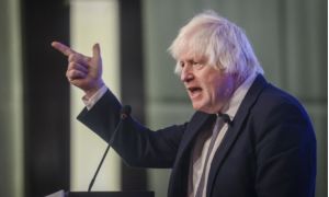 Boris Johnson ví hội nghị thượng đỉnh Alaska là