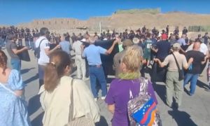 Người biểu tình Armenia yêu cầu rút quân đội Nga khỏi căn cứ Gyumri