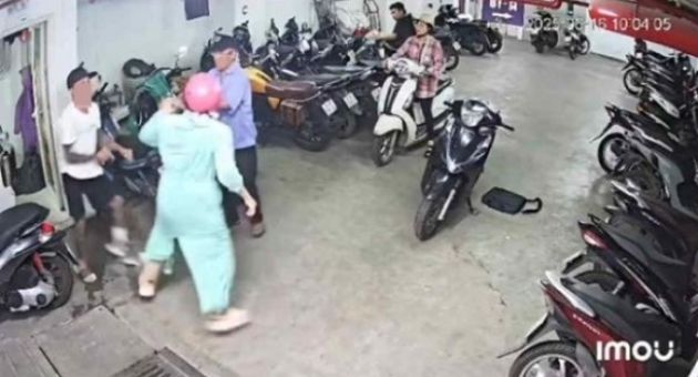 Cô gái “hạ gục” thanh niên xăm trổ ở hầm gửi xe: Hé lộ nguyên nhân gây bức xúc