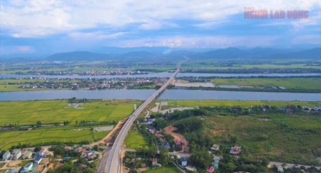Thông xe tuyến cao tốc Vũng Áng - Bùng, trị giá 12.500 tỉ đồng