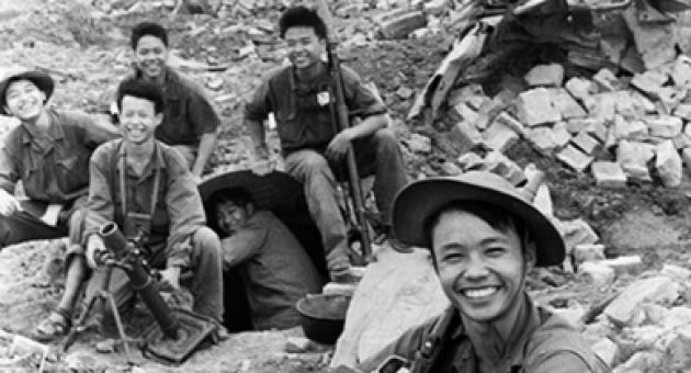 Gặp lại người lính trong bức ảnh 'Nụ cười chiến thắng bên Thành cổ Quảng Trị'