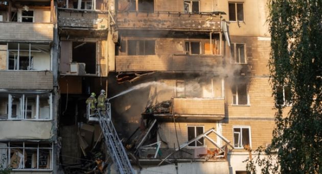 Nga tấn công quy mô lớn khắp Ukraine, ít nhất 11 người chết, 75 người bị...