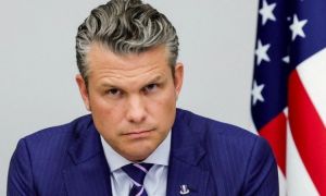 Bộ trưởng Chiến tranh Mỹ cảnh báo Nga phải 'trả giá' nếu cuộc chiến Ukraine...